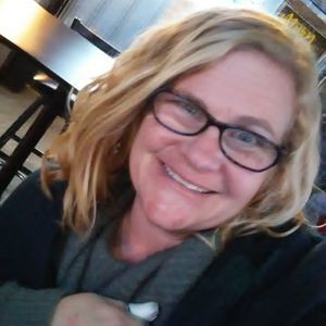 Meet your Posher, Liz